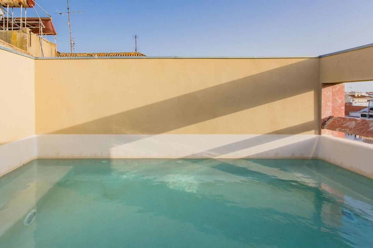 Princess Building W/Pool By Lovelystay Vila Real de Santo António Exteriér fotografie